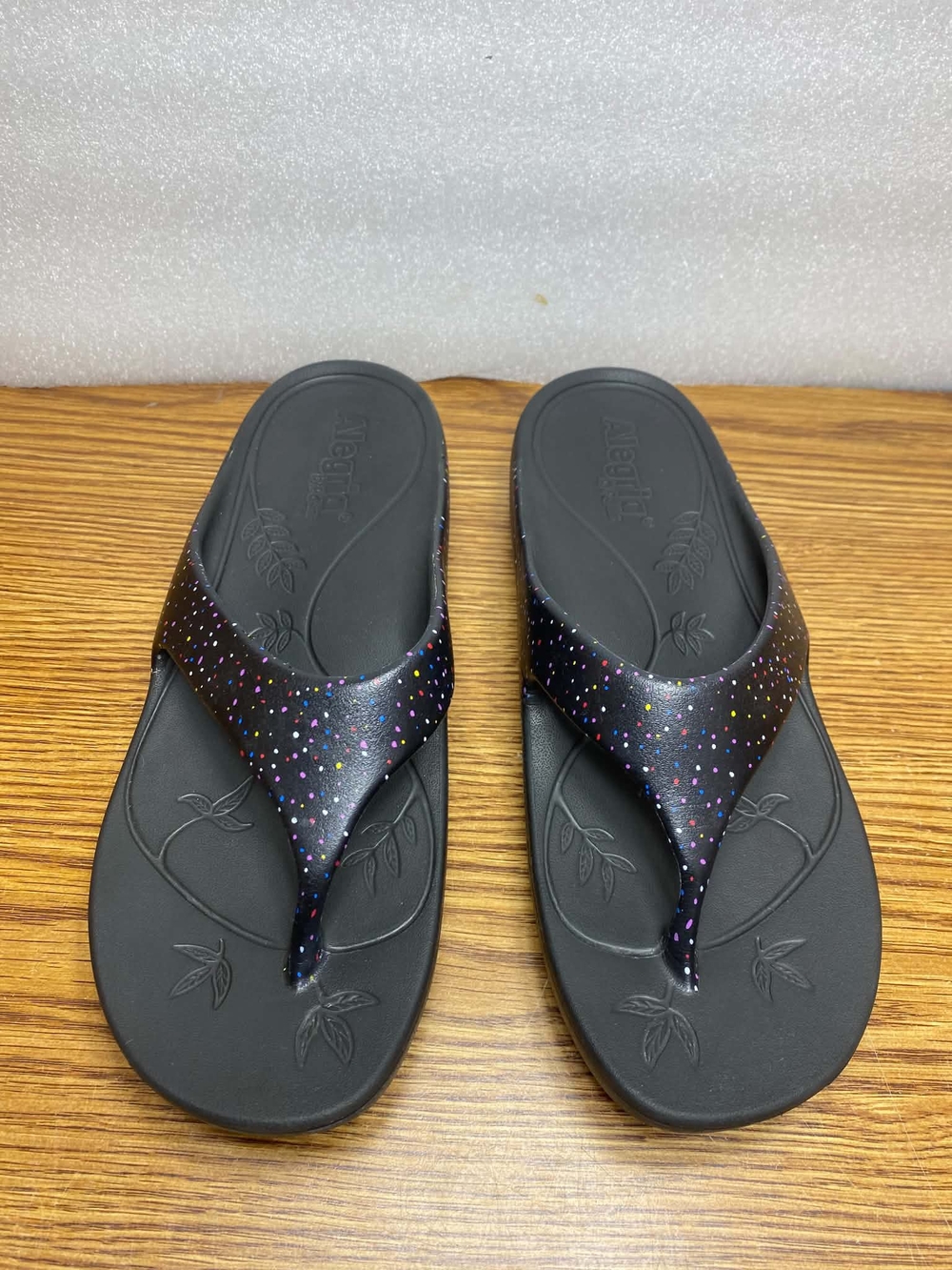 Alegria Women By PG Lite Thong Sandal Size 9.5-10  EUR 40 Slip On Comfort Black